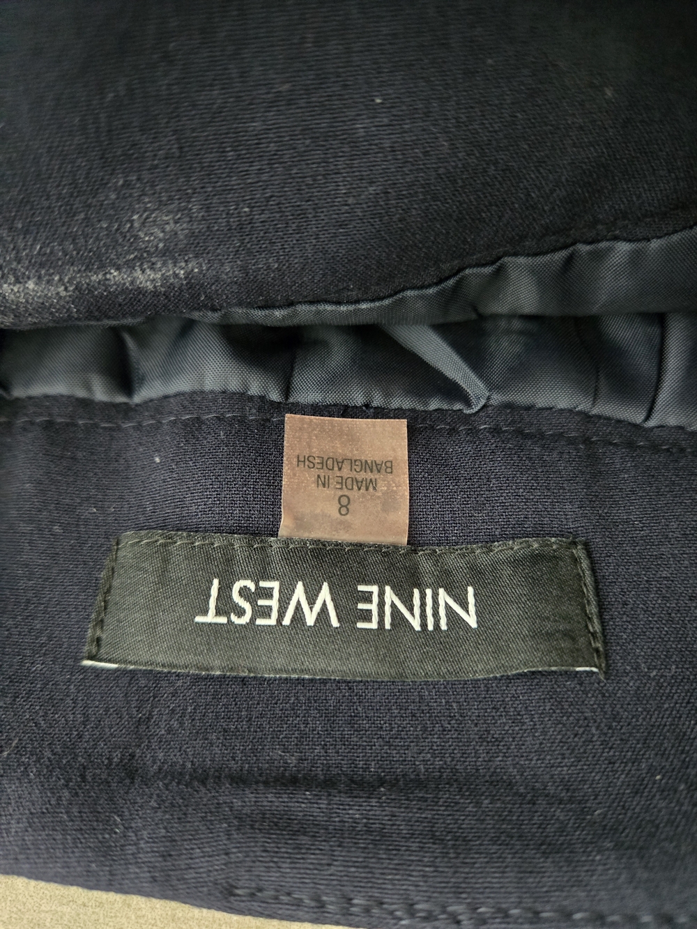 NINE WEST NAVY BLUE POLYESTER BLEND SUIT - Skirt & Blazer - SIZE 8 - Picture 8 of 13